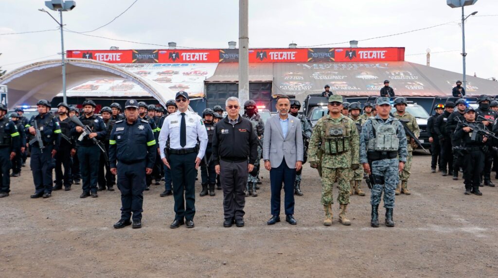 Resguardan 400 elementos municipales la seguridad de la Feria de San Isidro Metepec 2025