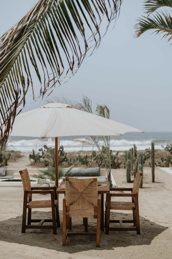 Casa Yuma: Un refugio frente al Pacífico, entre el océano y la selva