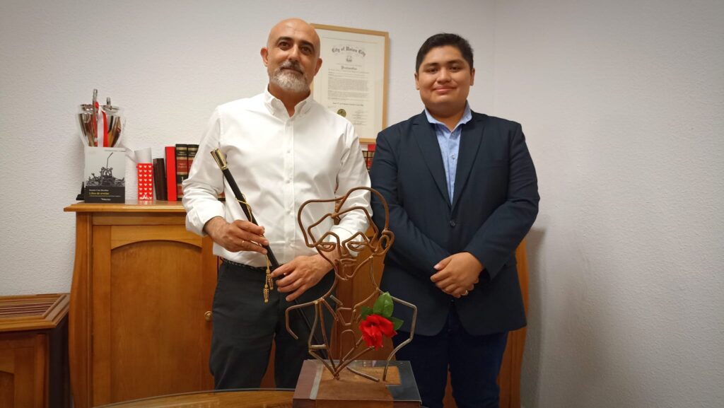 Alejandro Rejón Huchin, fue nombrado Hijo Adoptivo de Fuente Vaqueros, cuna del poeta Federico García Lorca