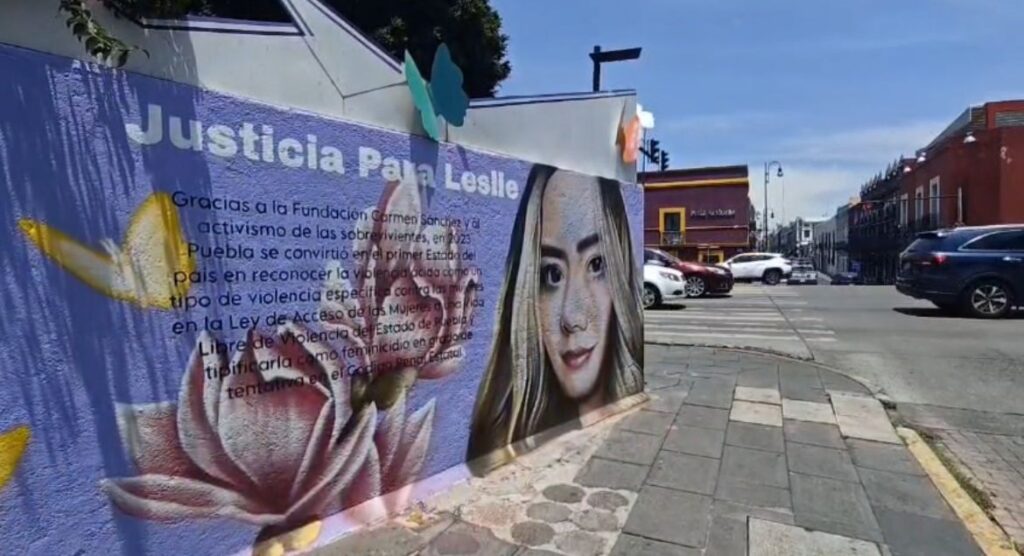 Video: Vuelven a pintar el mural contra la violencia ácida 