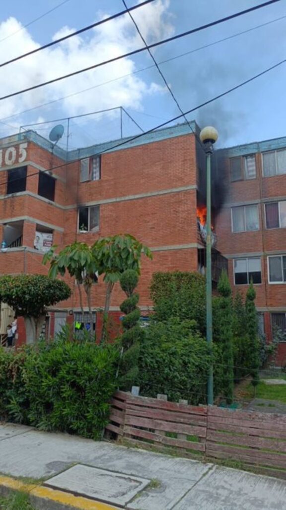 Se incendia domicilio en el Infonavit San Jorge