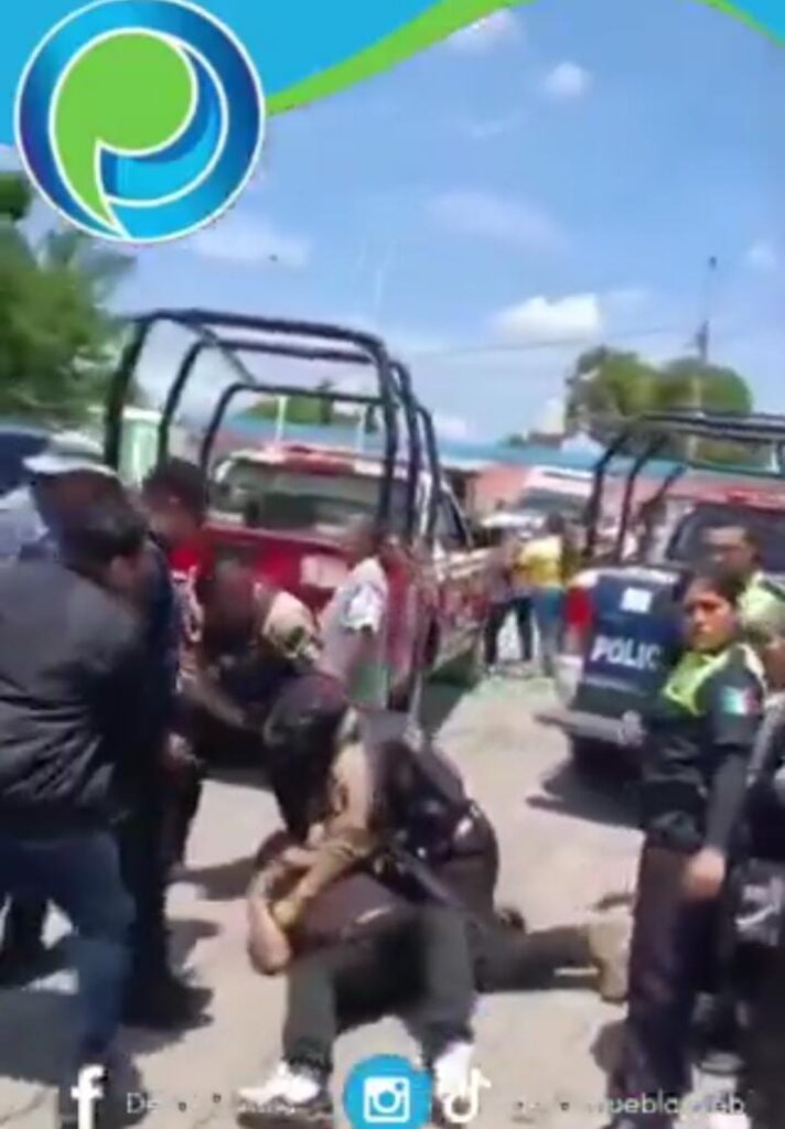 Video: Denuncian abuso de autoridad de policías en Coronango