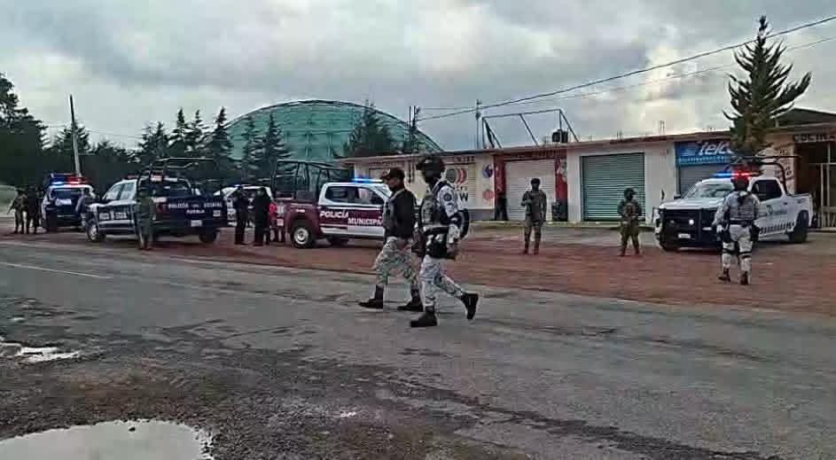 Balacera en la carretera Ahuazotepec–Zacatlán deja dos muertos 