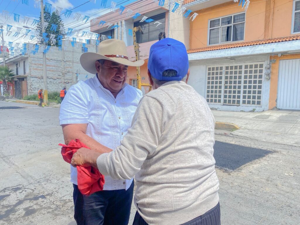 Inauguran nuevas calles y avanza bacheo en Amozoc