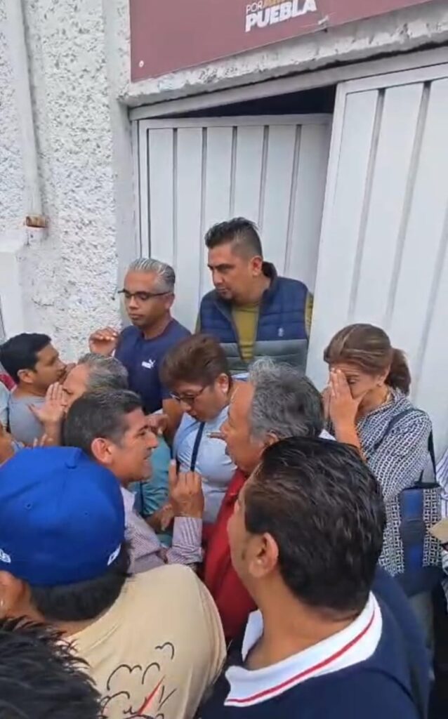 Video: Docentes de Educación Física piden salida de su director