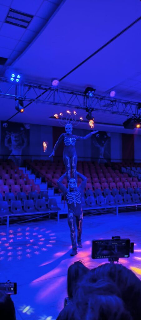 Video: Con Catrinia, Atlixco celebra el Día de Muertos con un desfile mágico de tradición y fantasía