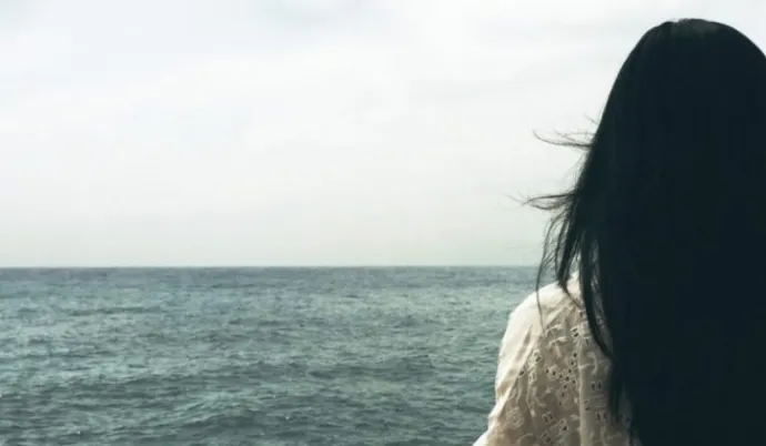 Me quedo con el mar en calma