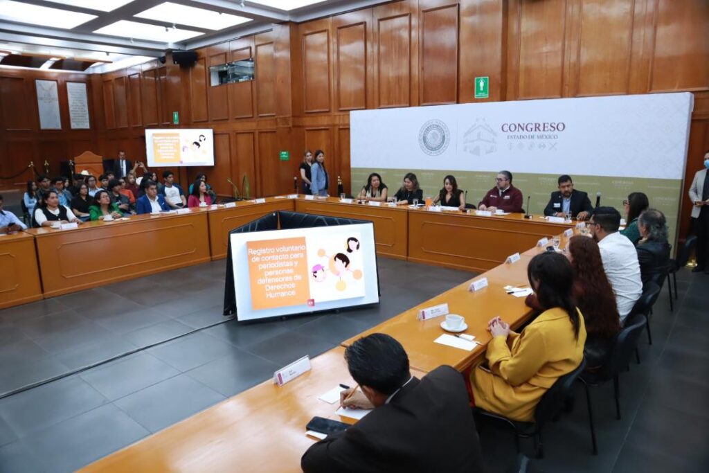Presentan en Congreso registro voluntario de contacto para periodistas y activistas