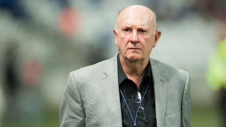 “El que quiera espectáculo, que vaya al circo”. – Manuel Lapuente