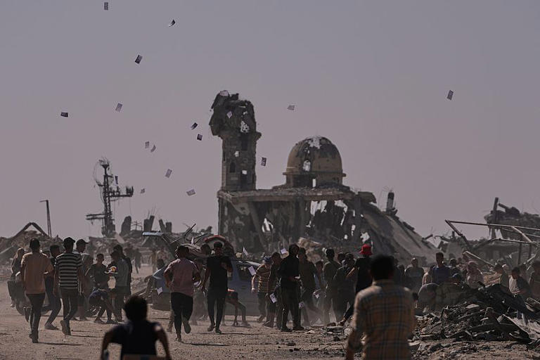 Trump envía a dos diplomáticos de confianza a Israel tras la ruptura del alto el fuego