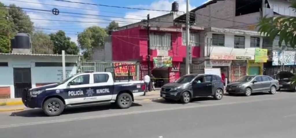 ¡Ejecución en Cuautlancingo! asesinan a un adentro de su propio negocio