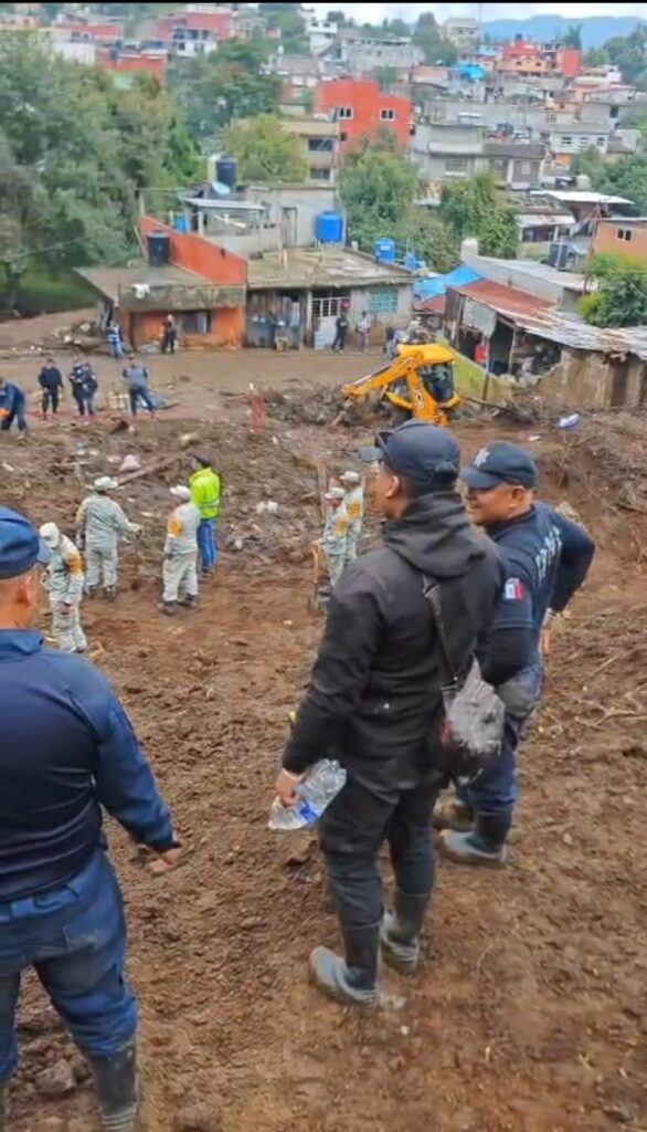 Video: En Huauchinango sigue la búsqueda de sobrevivientes o cadáveres