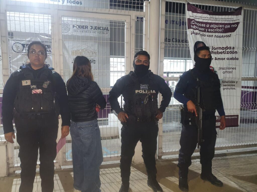 Encuentran en Amozoc a jovencita reportada desaparecida en Veracruz