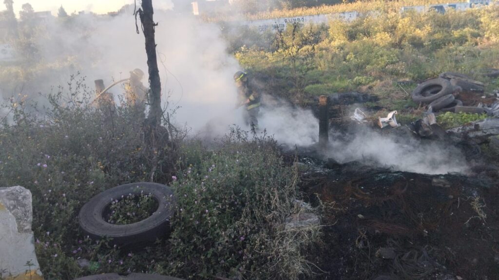 Alarma a ciudadanos incendio en la autopista México – Puebla