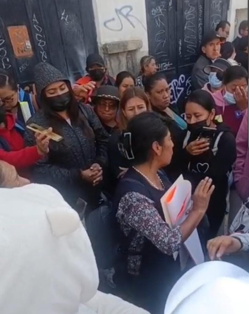 Video: Trabajadores protestan contra IMSS Bienestar