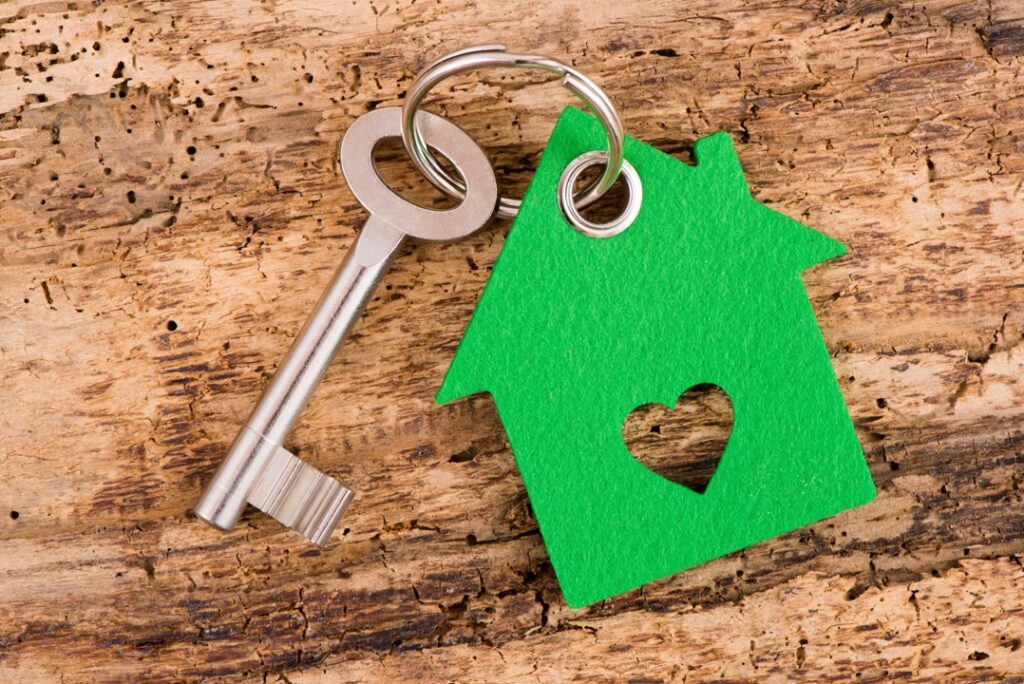 ¿Está en riesgo la propiedad privada? Iniciativas de vivienda generan debate, pero no vulneran derechos adquiridos