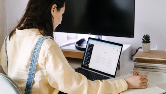 Ya no es “sin salir de casa”, ahora mexicanos quieren comprar sin salir del anuncio: 2025 será el año de los Shoppable Ads