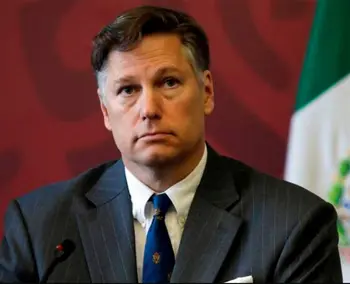 Landau lamenta asesinato de alcalde de Uruapan; EU dispuesto a cooperar en seguridad 