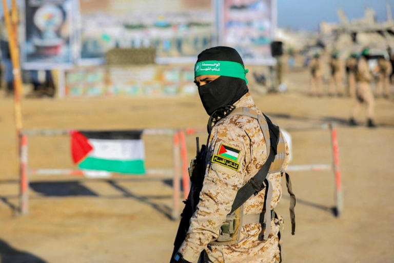 Hamás rompe el cese al fuego e Israel responde con ataques a su infraestructura