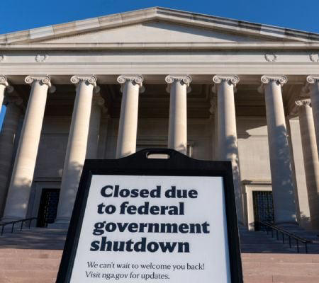 Termina un histórico cierre de gobierno de EU, sin ganadores y con mucha frustración