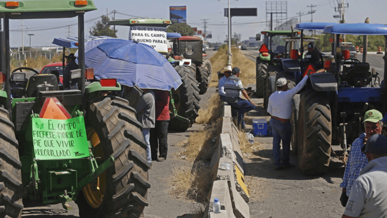 Bloqueo de carreteras sigue por cuarto día: estas son las autopistas cerradas hoy 27 de noviembre en México