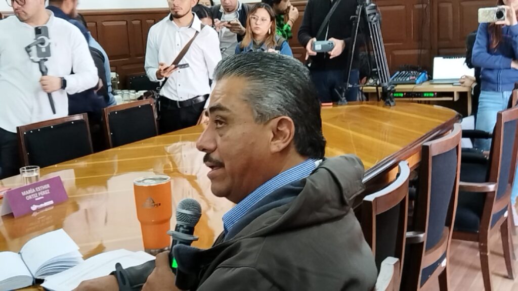 Infraestructura llegará a los 200 mil baches tapados al cierre de año: Edgar Dávila