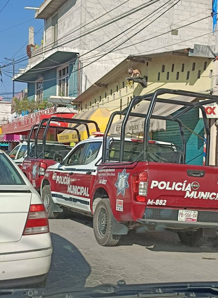 Muere hombre en plena vía pública en Tepeaca