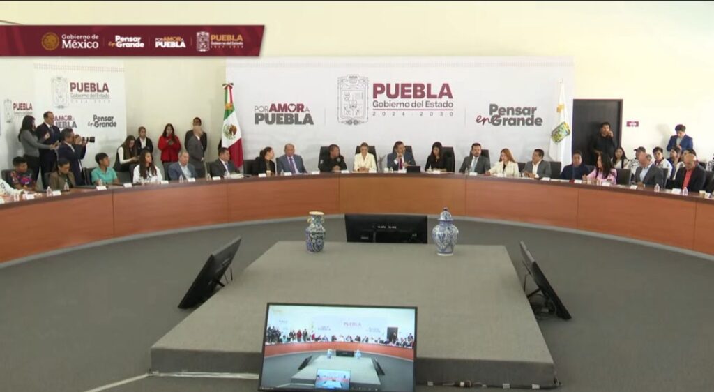 Texmelucan, Cuacnopalan, Huixcolotla y Tecamachalco, tramos carreteros con más asaltos a transportistas en Puebla: Segob