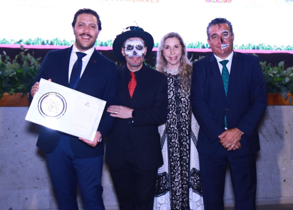 Val’quirico reconocido como “México Muy Mexicano” por Concanaco Servytur