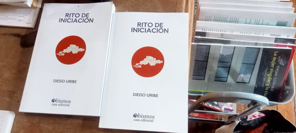 El escritor español afincado en EEUU Diego Uribe presenta en Radio UNAM “Rito de iniciación”, un libro aclamado por la crítica americana
