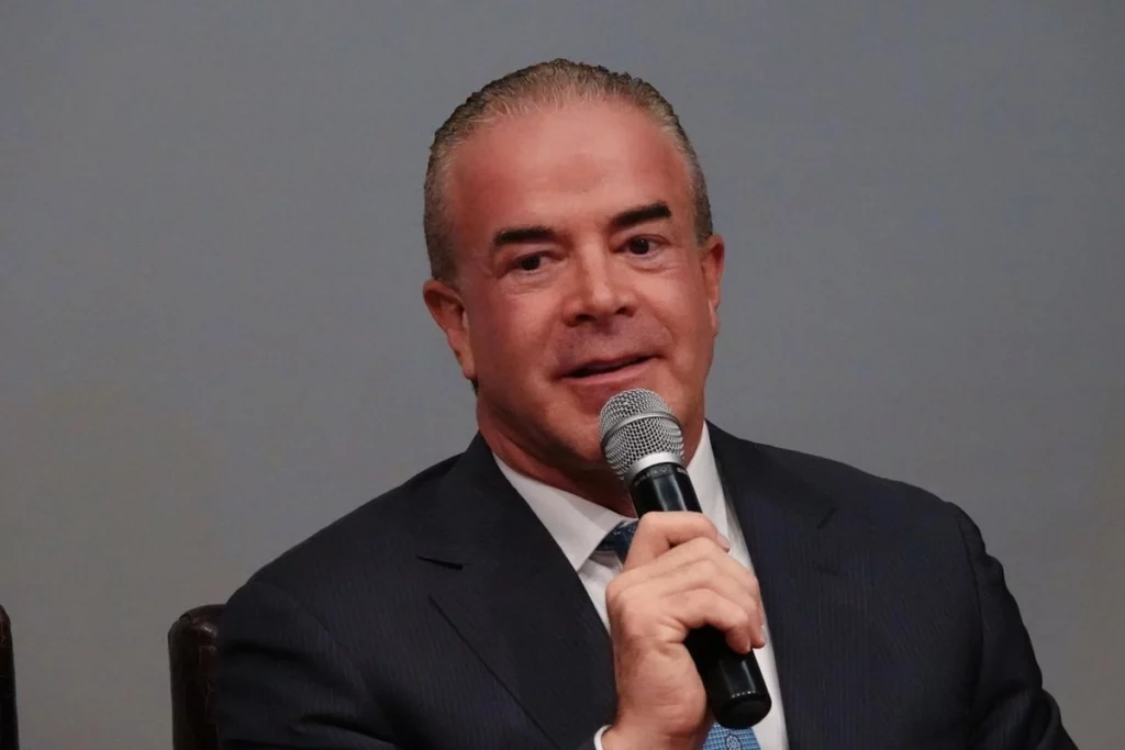 Rocha Cantú se convierte en prófugo por presuntos delitos federales