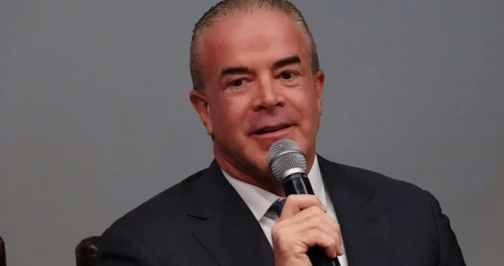 Rocha Cantú se convierte en prófugo por presuntos delitos federales