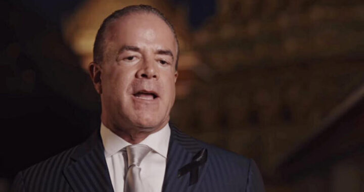 Crece el escándalo; congelan cuentas a Raúl Rocha, dueño de Miss Universo