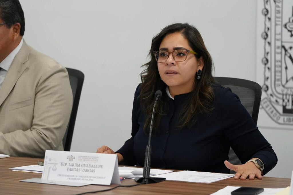 Aprueba Congreso local concesión de 401 paraderos en Puebla capital