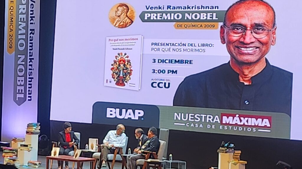 Video: Premio Nobel Venki Ramakrishnan presentó su libro en la BUAP