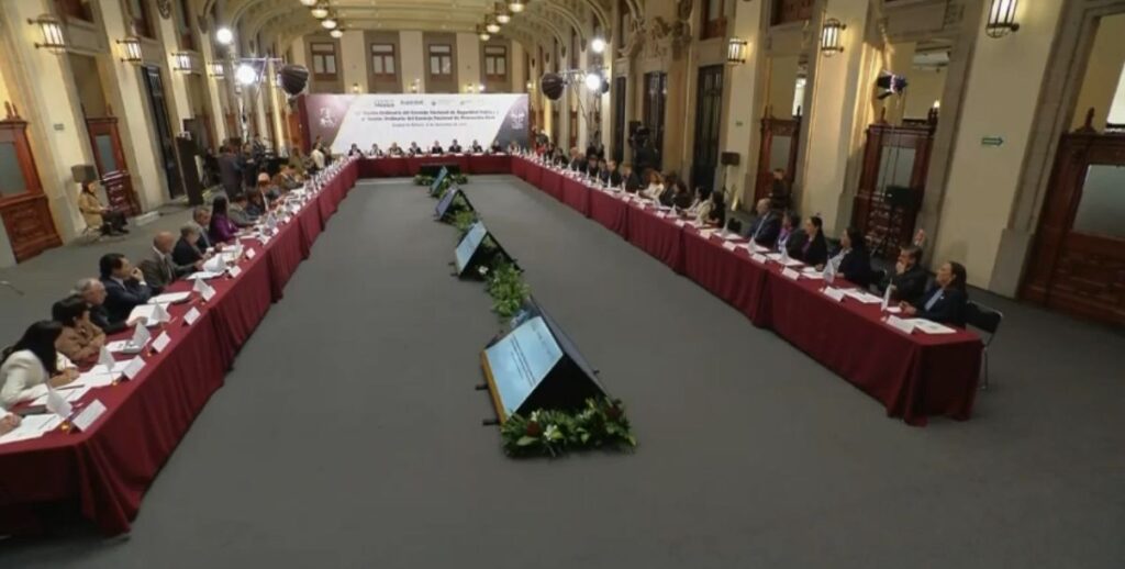 Toma Alejandro Armenta como integrante del Consejo Nacional de Protección Civil