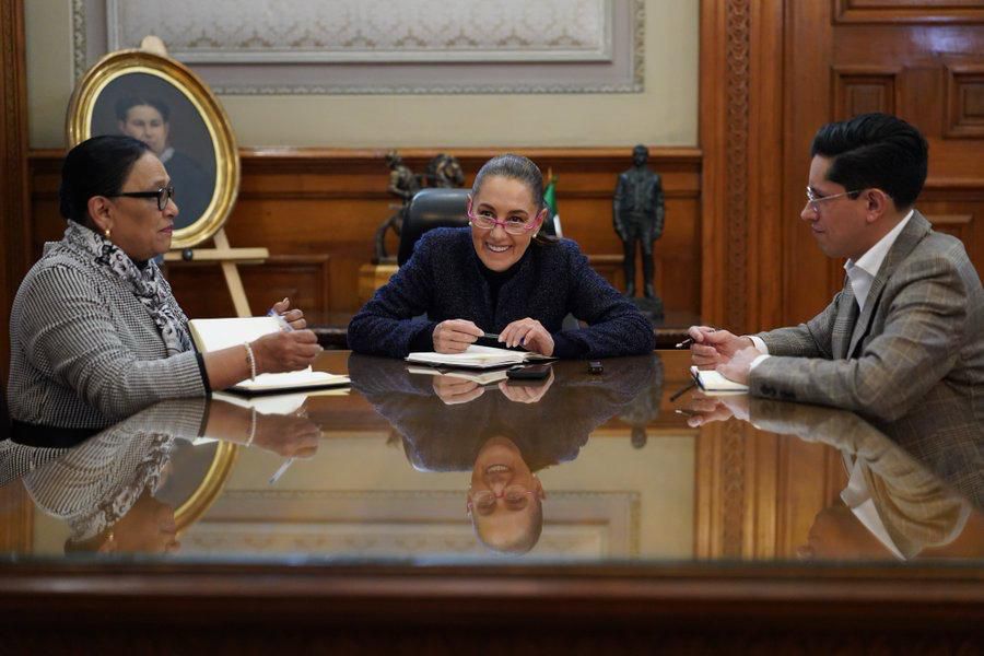 Claudia Sheinbaum invitó a México al papa León 