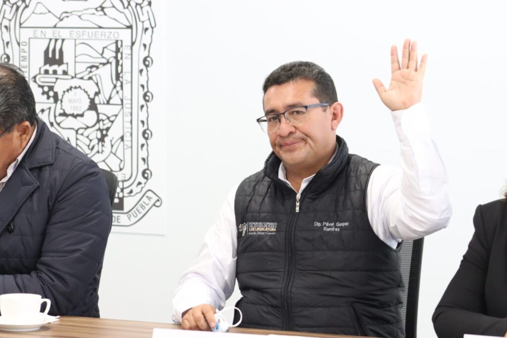 Avala Comisión del Congreso incorporar modelos de la Ley Nacional para Eliminar Trámites Burocráticos