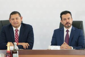 Gobierno de Puebla negociará la deuda del CIS: Choco Parra