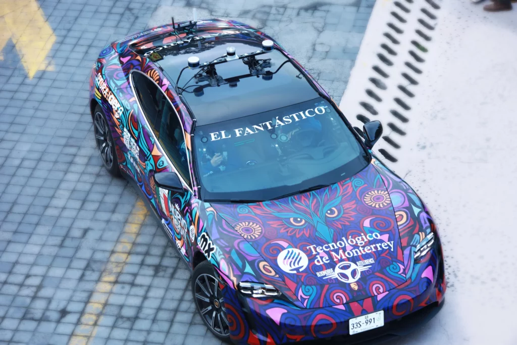El futuro llega a toda velocidad: Vehículo autónomo del Tec de Monterrey y el Politécnico de Milán conquista La Carrera Panamericana 2025