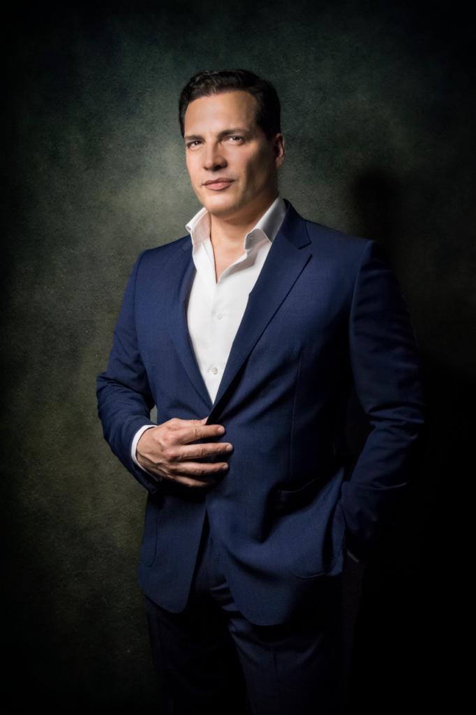 Daniel Boaventura: la elegancia hecha voz regresa a Puebla