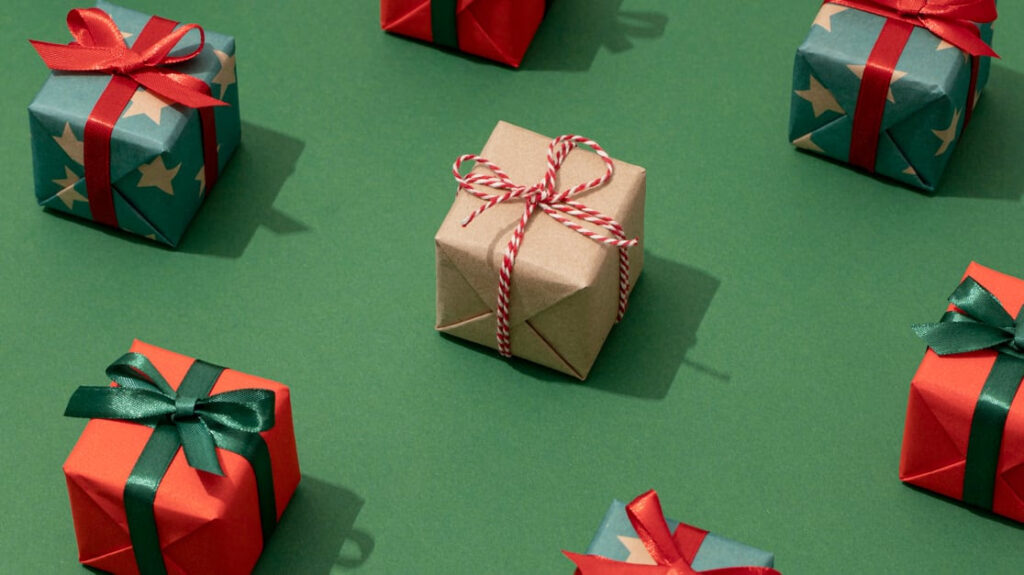 Siete de cada diez mexicanos verifican precios en línea antes de comprar en esta Navidad