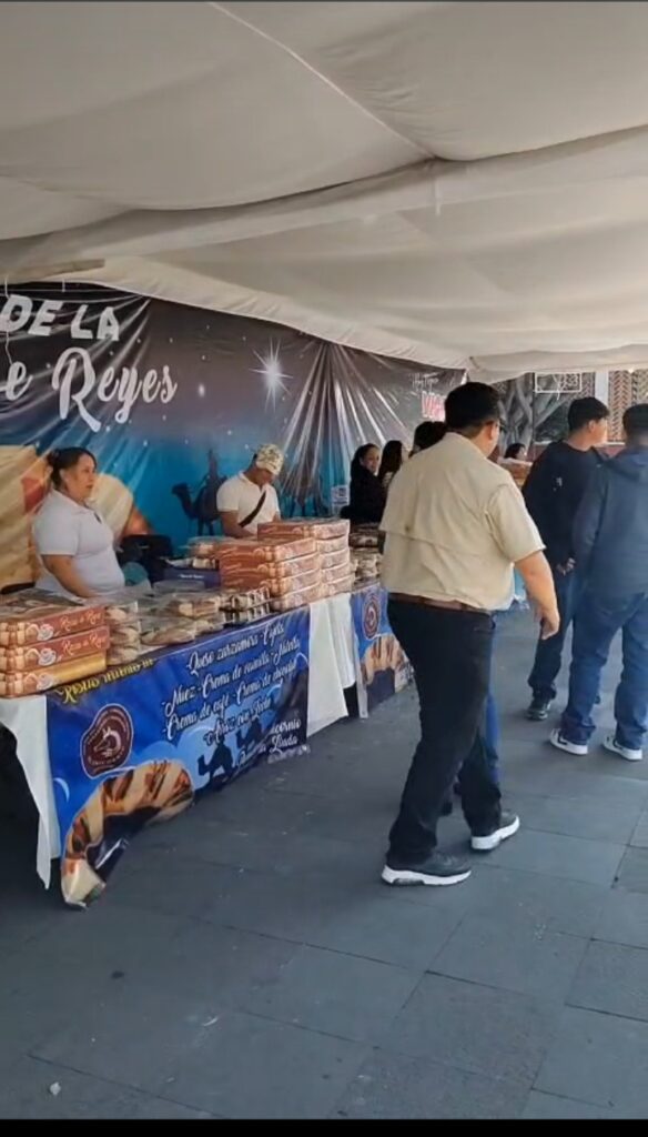 Video: ¡Ya inició la Feria de la Rosca de Reyes en El Carmen!