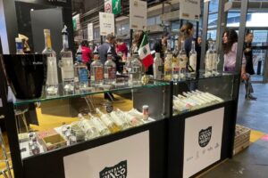 Mezcal Puebla Cinco de Mayo abre mercado en Wine Paris 2026