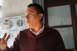 Indigentes queman contenedores de basura para calentarse: Omar Rodríguez