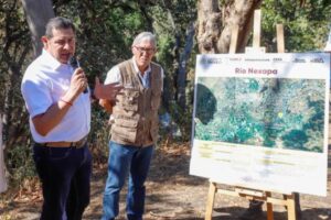 Anuncia Armenta rehabilitación de la carretera a Portezuelo