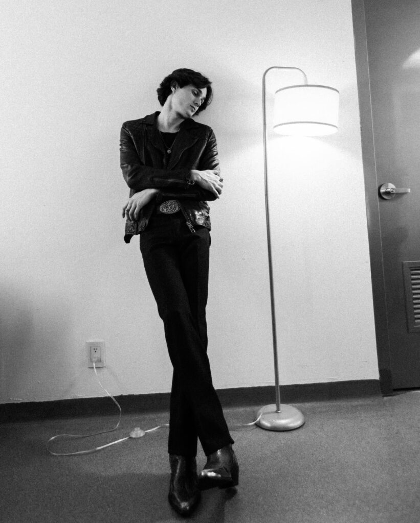 El talentoso cantante y compositor mexicano Arath Herce platica de su disco “Musas en mí”, así como de su gira “Musas en tour”