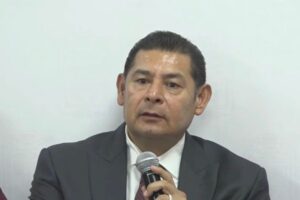 No se talará ningún árbol por el cablebús: Armenta