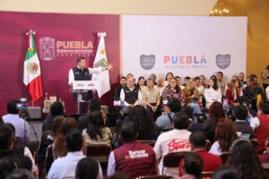 Les pone la muestra: Armenta inició en Tehuacán recorridos para que su gabinete atienda personalmente a ciudadanos