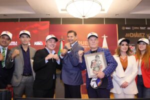 Julio César Chávez y “travieso” Arce encabezarán pelea con causa en Puebla, anunció Alejandro Armenta